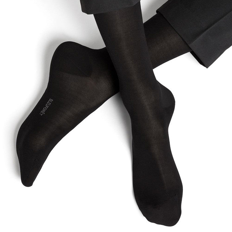 Chaussettes en soie pour homme noir